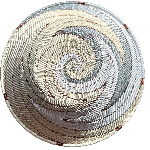 African Zulu Telephone Wire Basket Bowl Silver Copper Handwoven Decorative 8” - Picture 4 of 4